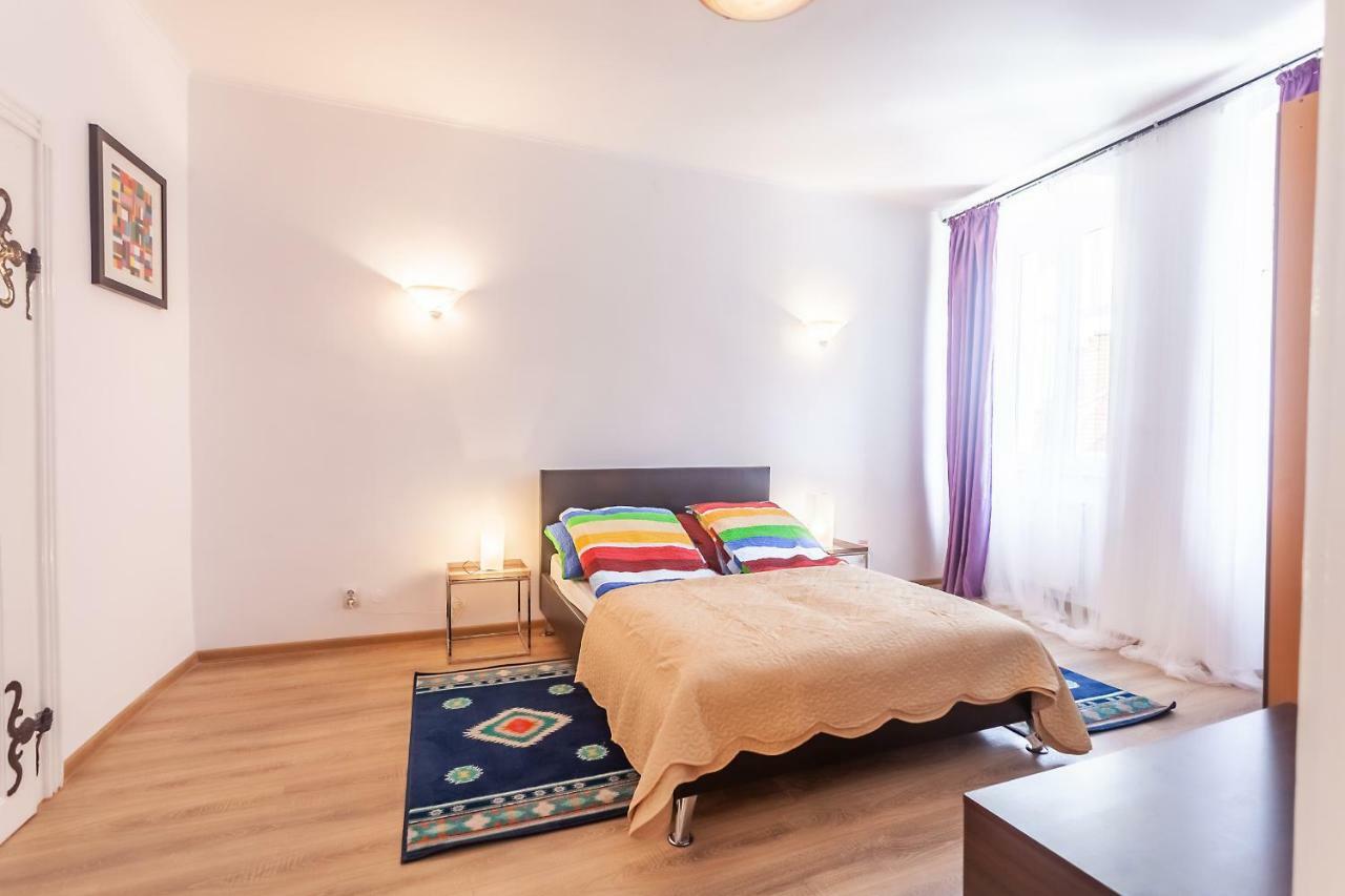 Kostas Apartments Braşov Eksteriør billede