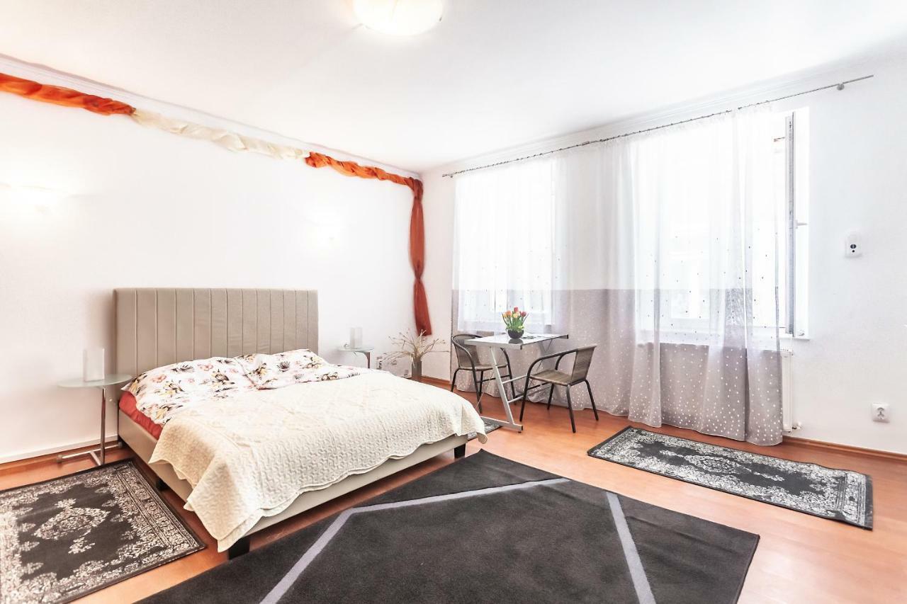 Kostas Apartments Braşov Eksteriør billede